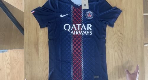 PSG Home Authentic Soccer Jersey 2025/26 photo review